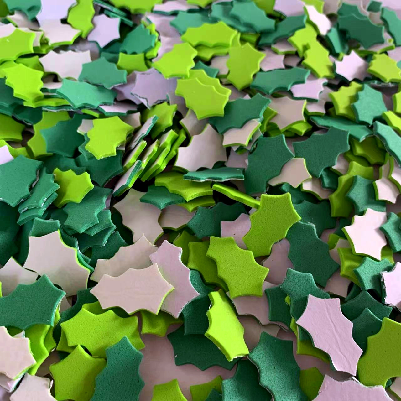 100PCS Christmas wreath leaes  - Art Craft Winter avaliação e preço