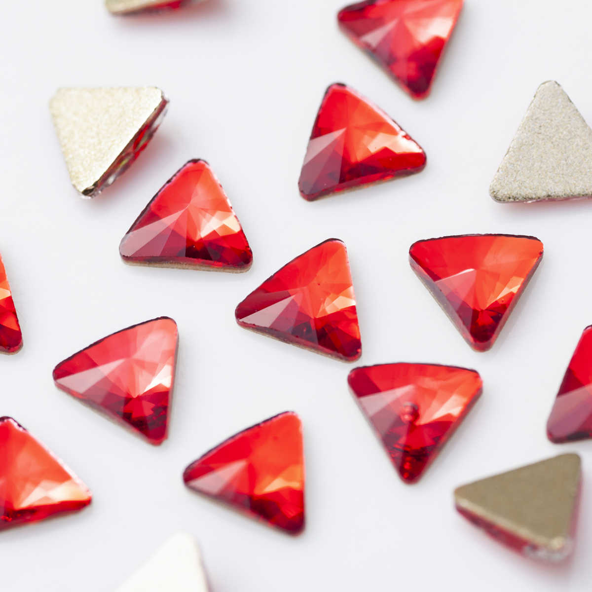 100pcs Triangles 5mm Different - Craft And Art Difference avaliação e preço